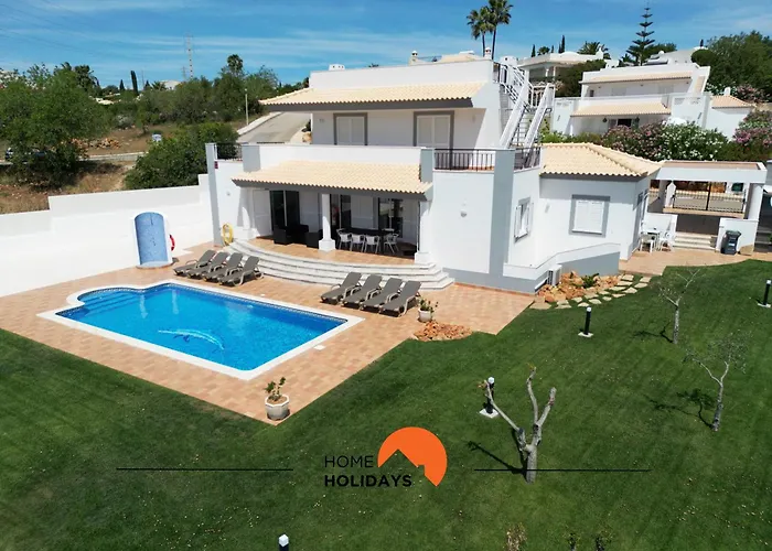 #297 Moderna V3 Com Piscina By Home Holidays