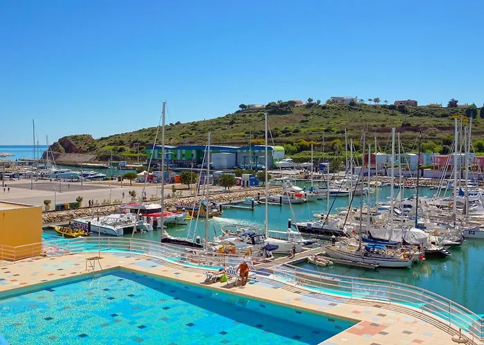 Marina Ocean Residence