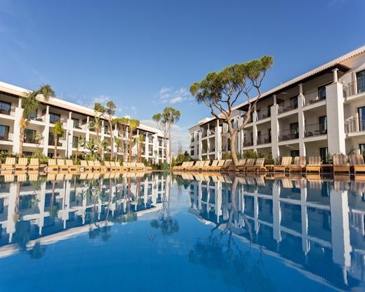 Pine Cliffs Gardens 5* Albufeira