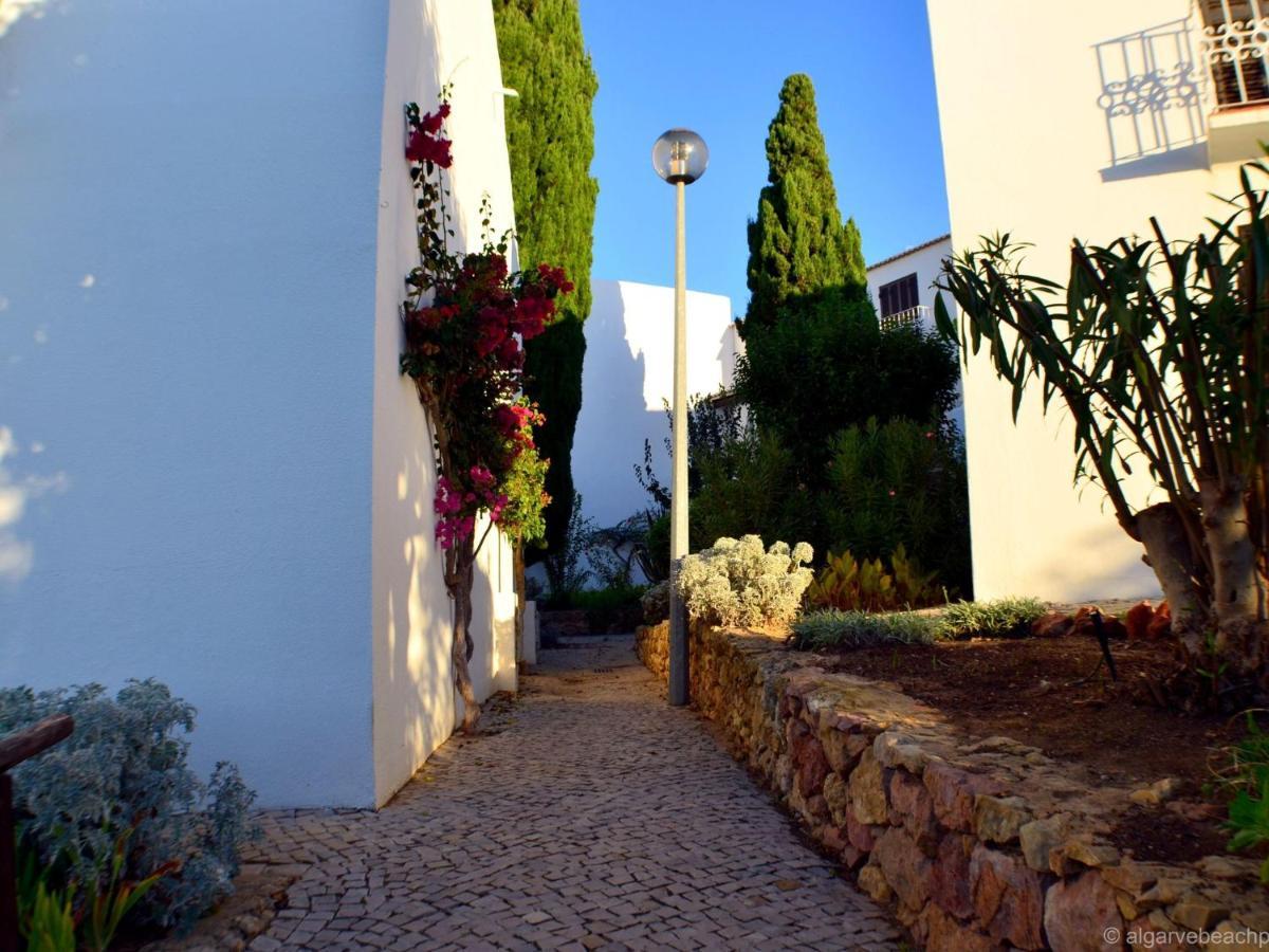 Attractive In With Sea View Apartment