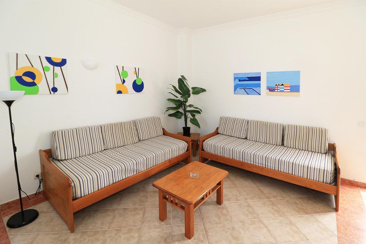 Oura Ocean Front