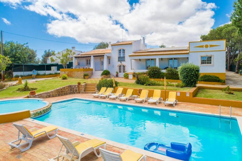 Villa Monte Branco - Private Swimming Pool