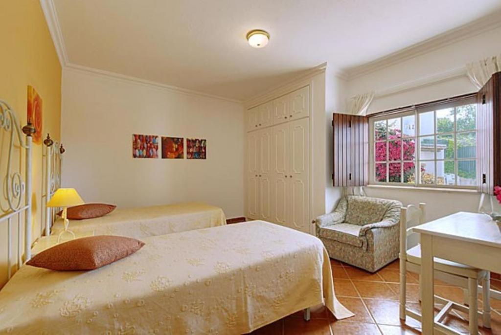 Monte Branco - Private Swimming Pool Villa Albufeira