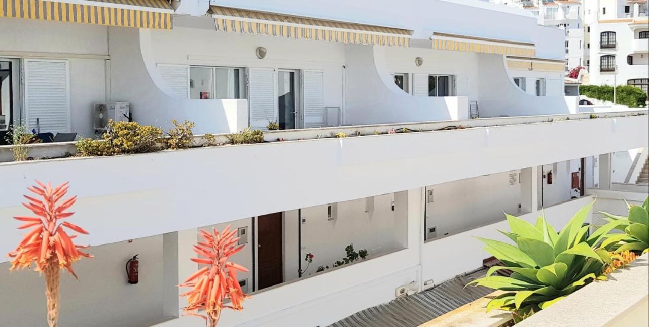 Apartamento Oura Ocean Front