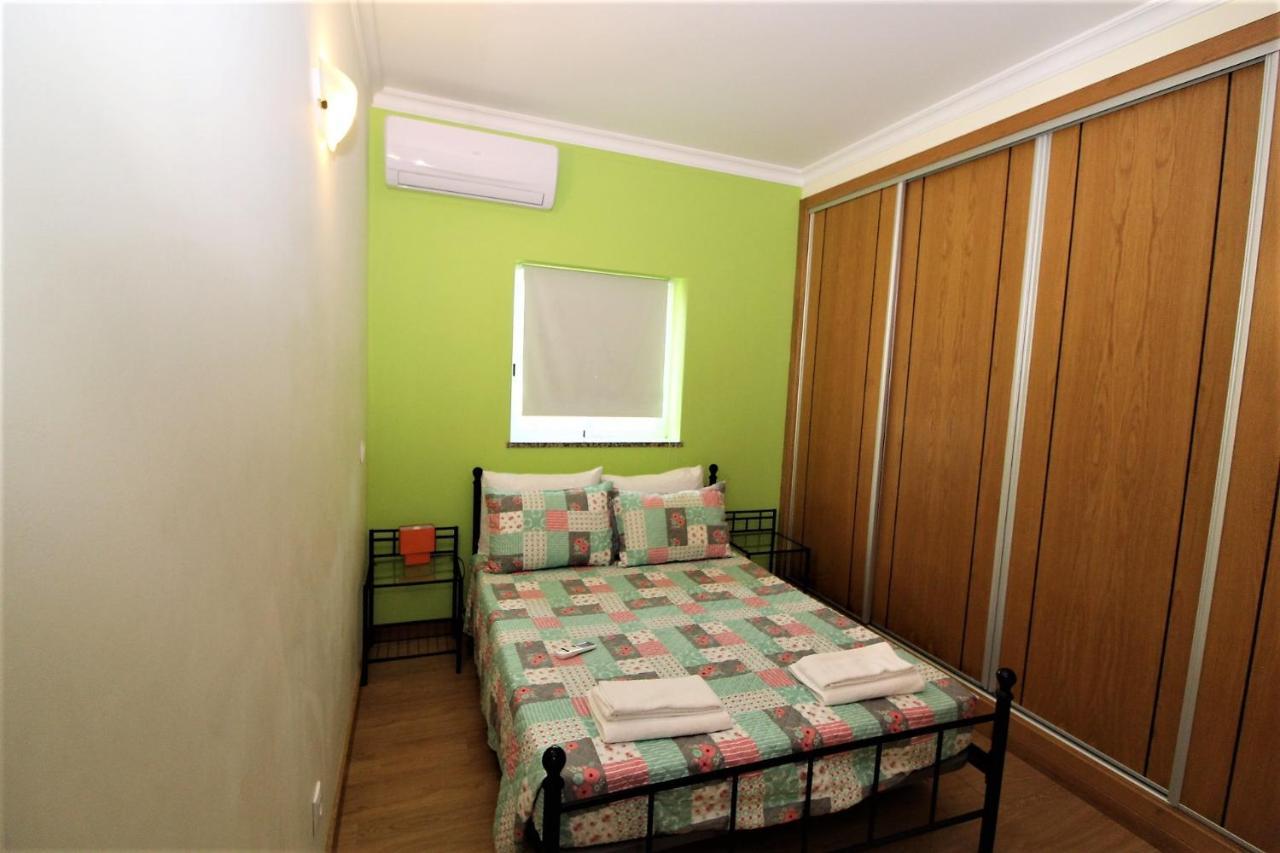 Oura Oasis Apartamento