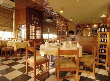 Hotel Olhos D'agua 3*