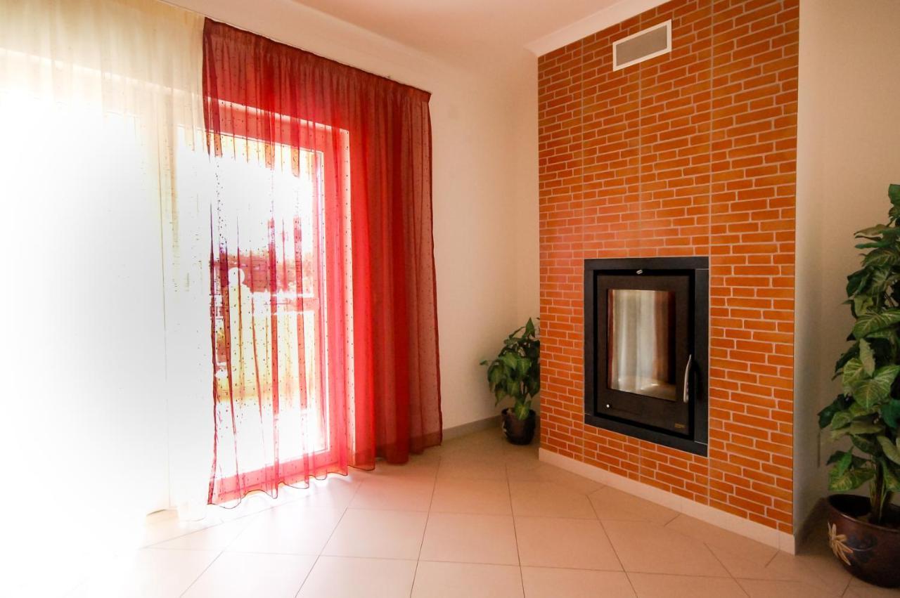 Alice - Free Wifi & Air Co & Swimming Pool - By Bedzy * Albufeira