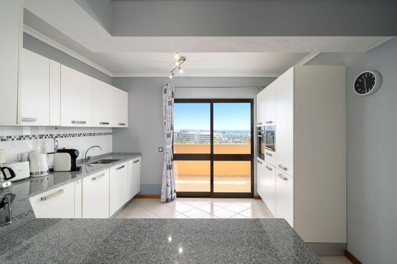 Lovelystay - Bela Vista 3bdr Duplex Penthouse With Pool Apartment