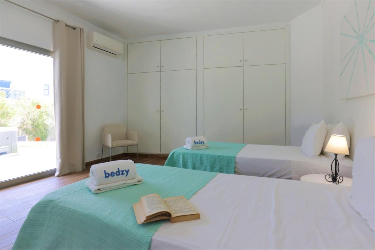 Villa Namora - Private Swimming Pool & Hot Jacuzzi *