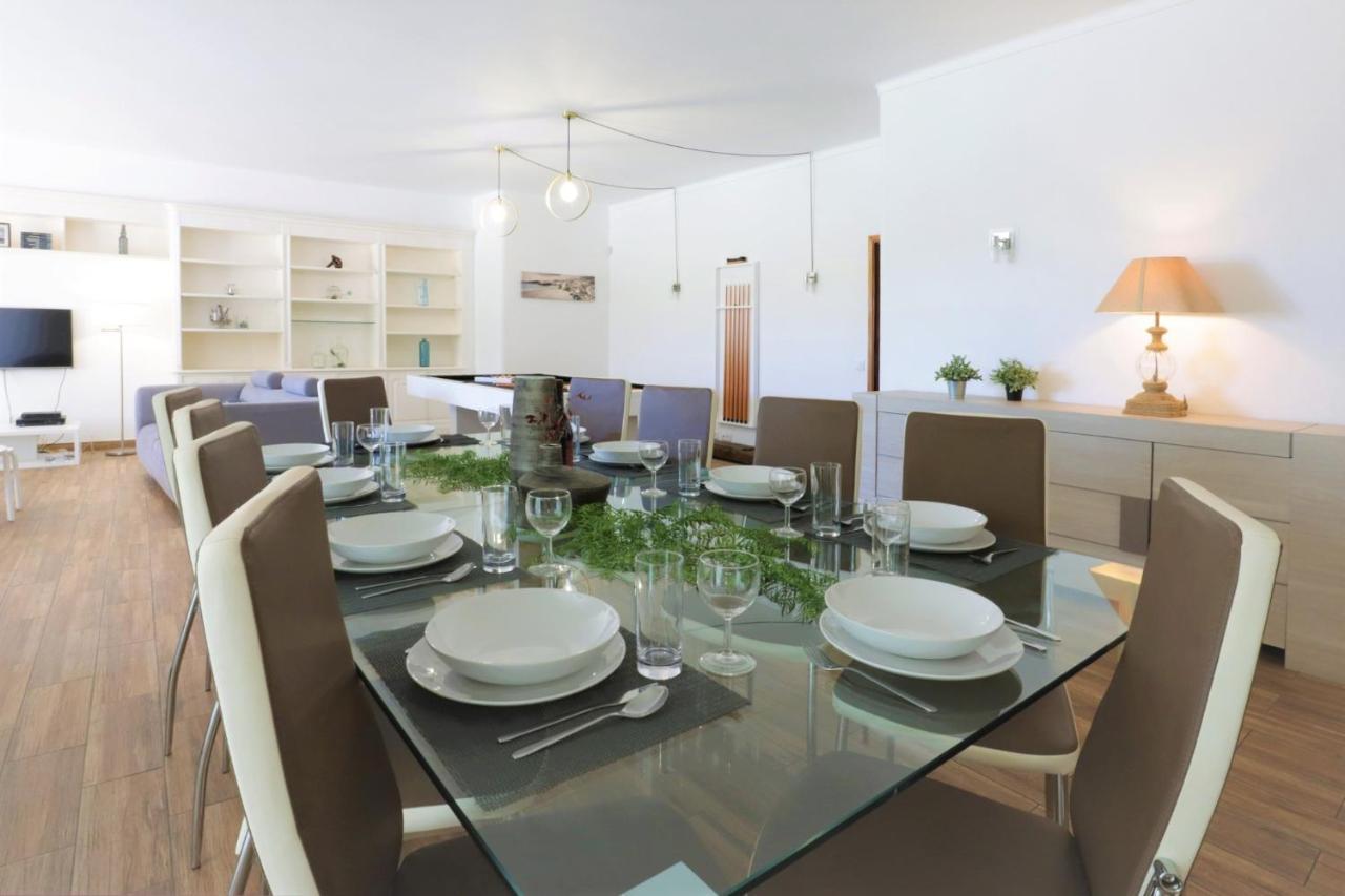 Namora - Private Swimming Pool & Hot Jacuzzi Villa