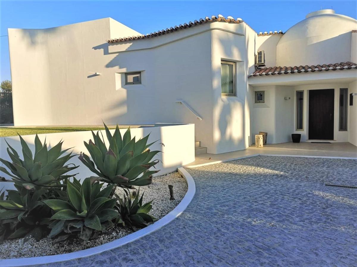 Namora - Private Swimming Pool & Hot Jacuzzi Albufeira