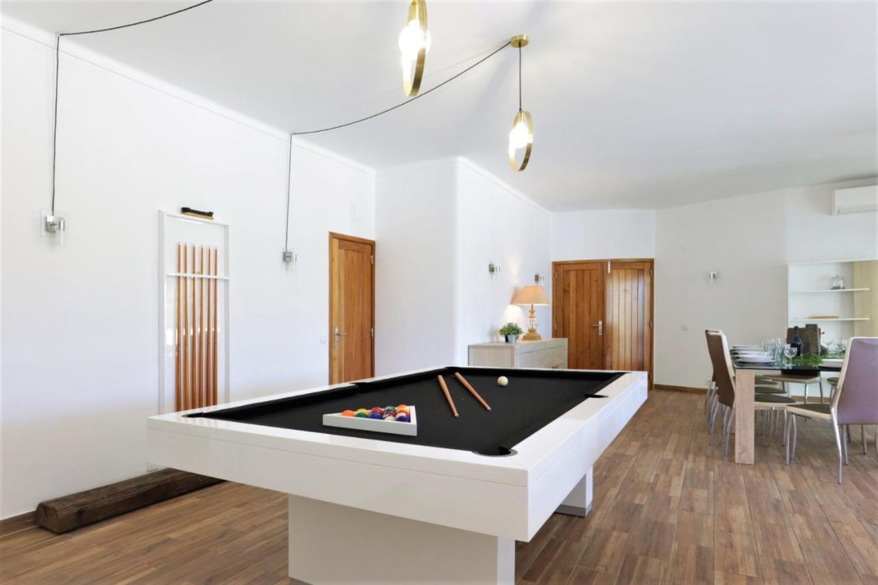 Namora - Private Swimming Pool & Hot Jacuzzi Villa *