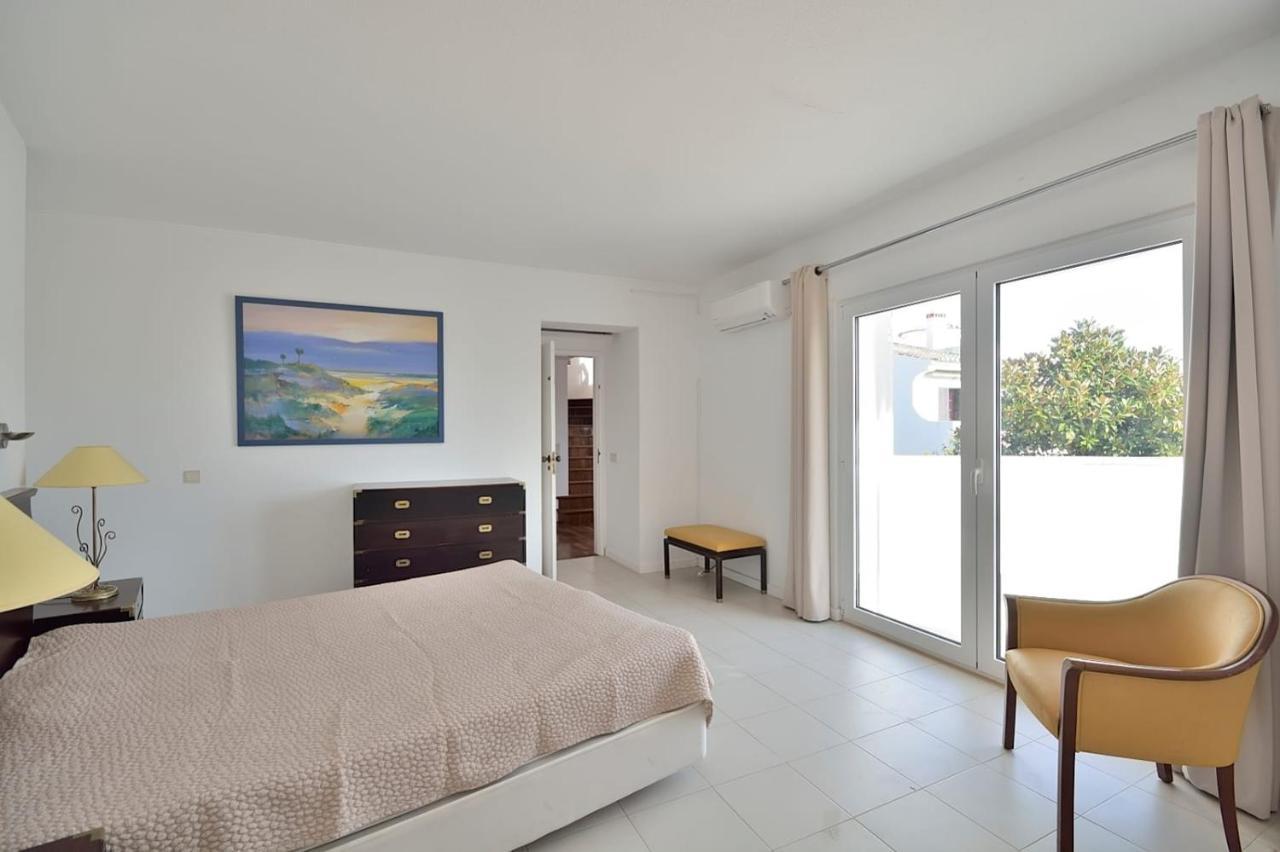 Enar - Private Pool - Beach - Free Wi-fi - Air Con