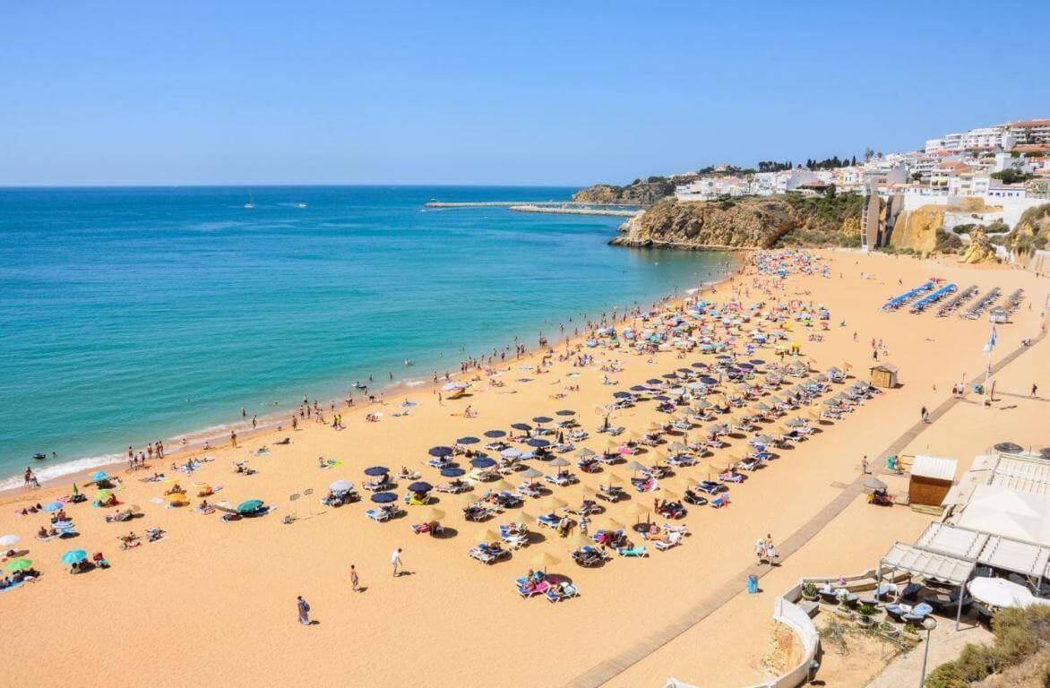Enar - Private Pool - Beach - Free Wi-fi - Air Con * Albufeira