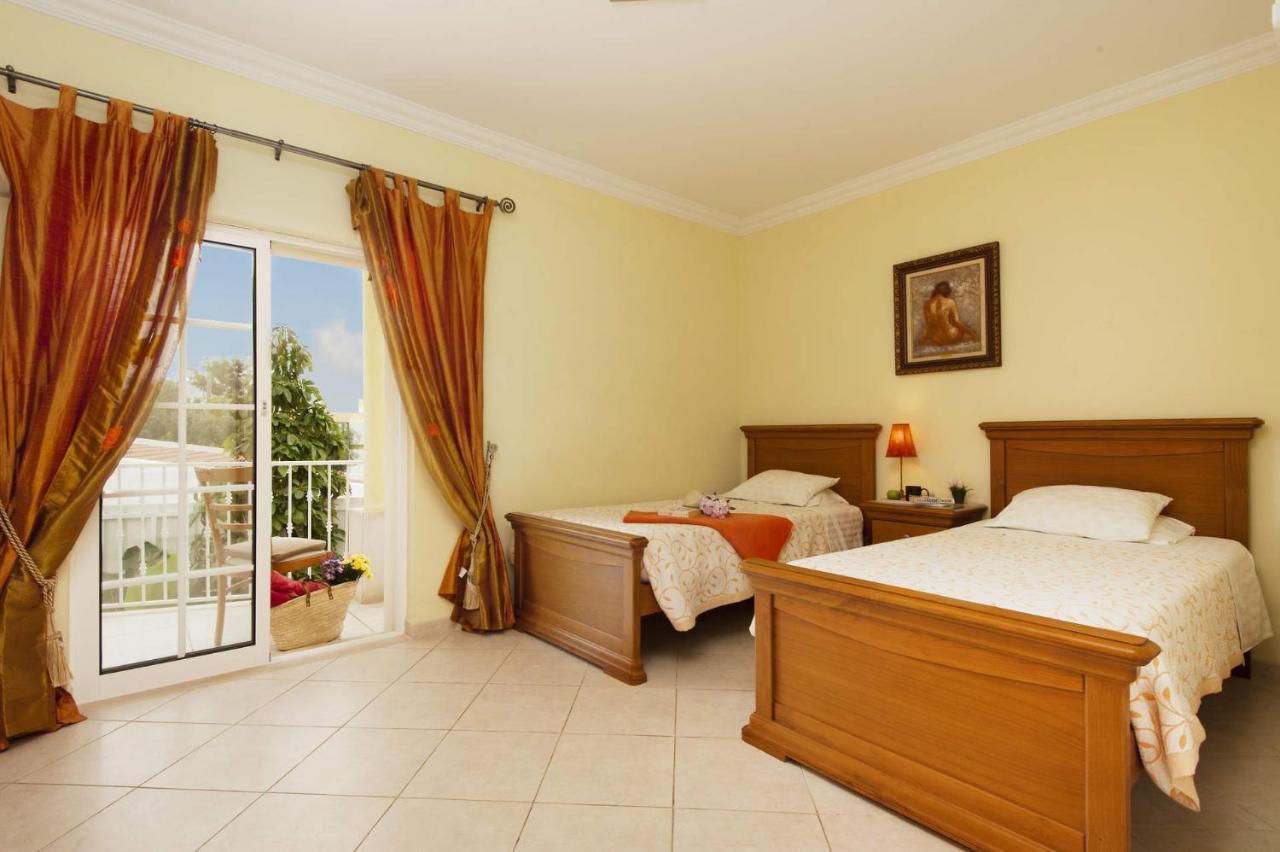 Villa Cubos By