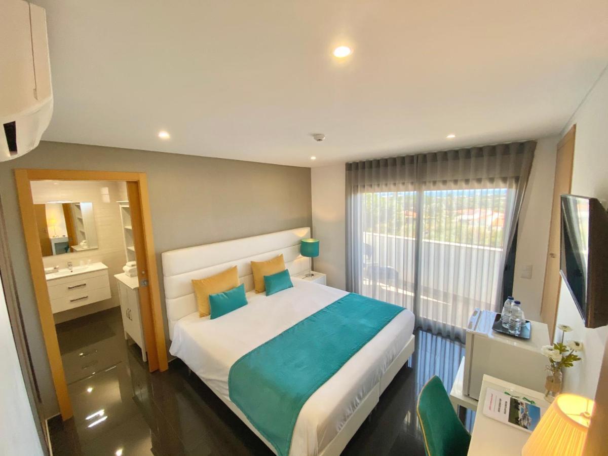 Sunfield - Only Adults 2*