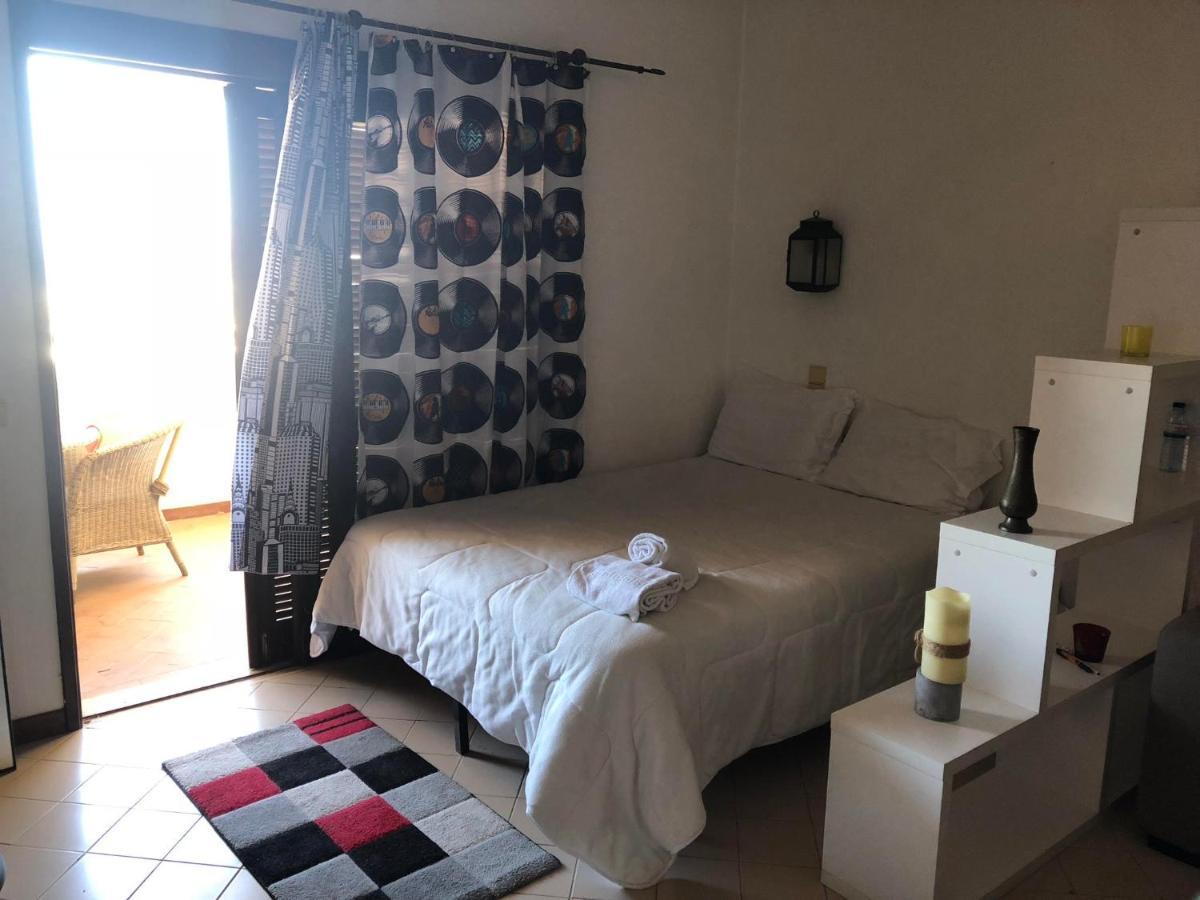 Alojamento de Acomodação e Pequeno-almoço Casa Do Canto Albufeira