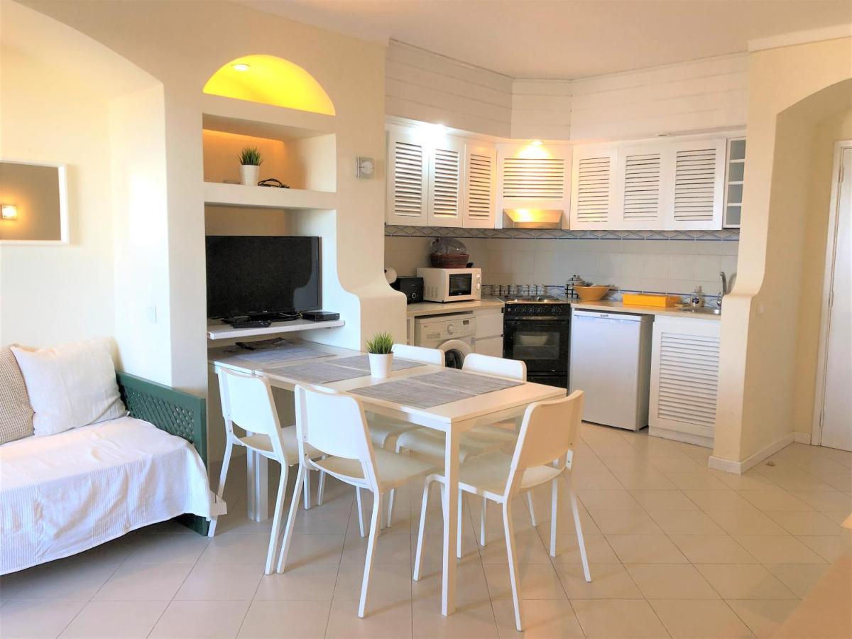 Caporizon Magnifique Vue Mer Et Piscine Plein Centre Apartment Albufeira