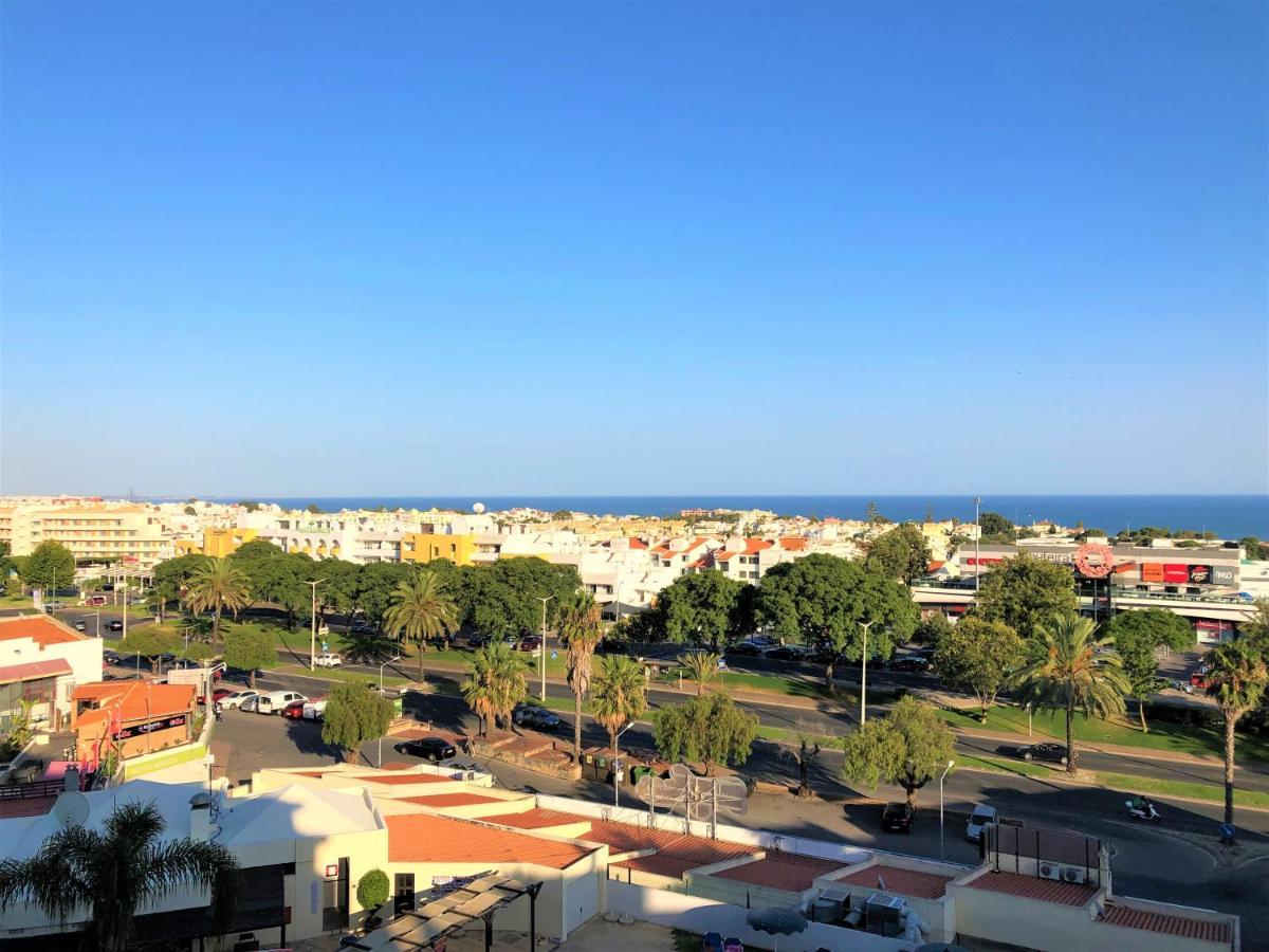 Caporizon Magnifique Vue Mer Et Piscine Plein Centre * Albufeira