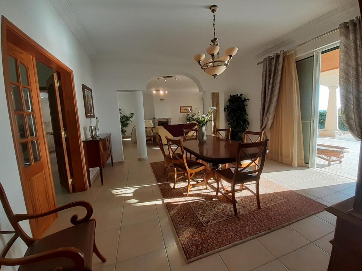 Gale 3 Storey Villa Really On The Beach Albufeira