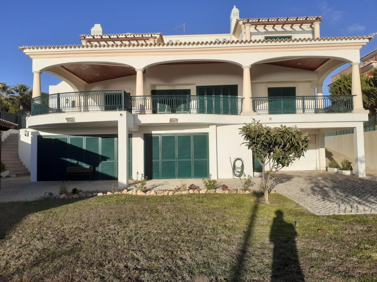 Villa Gale 3 Storey Villa Really On The Beach *
