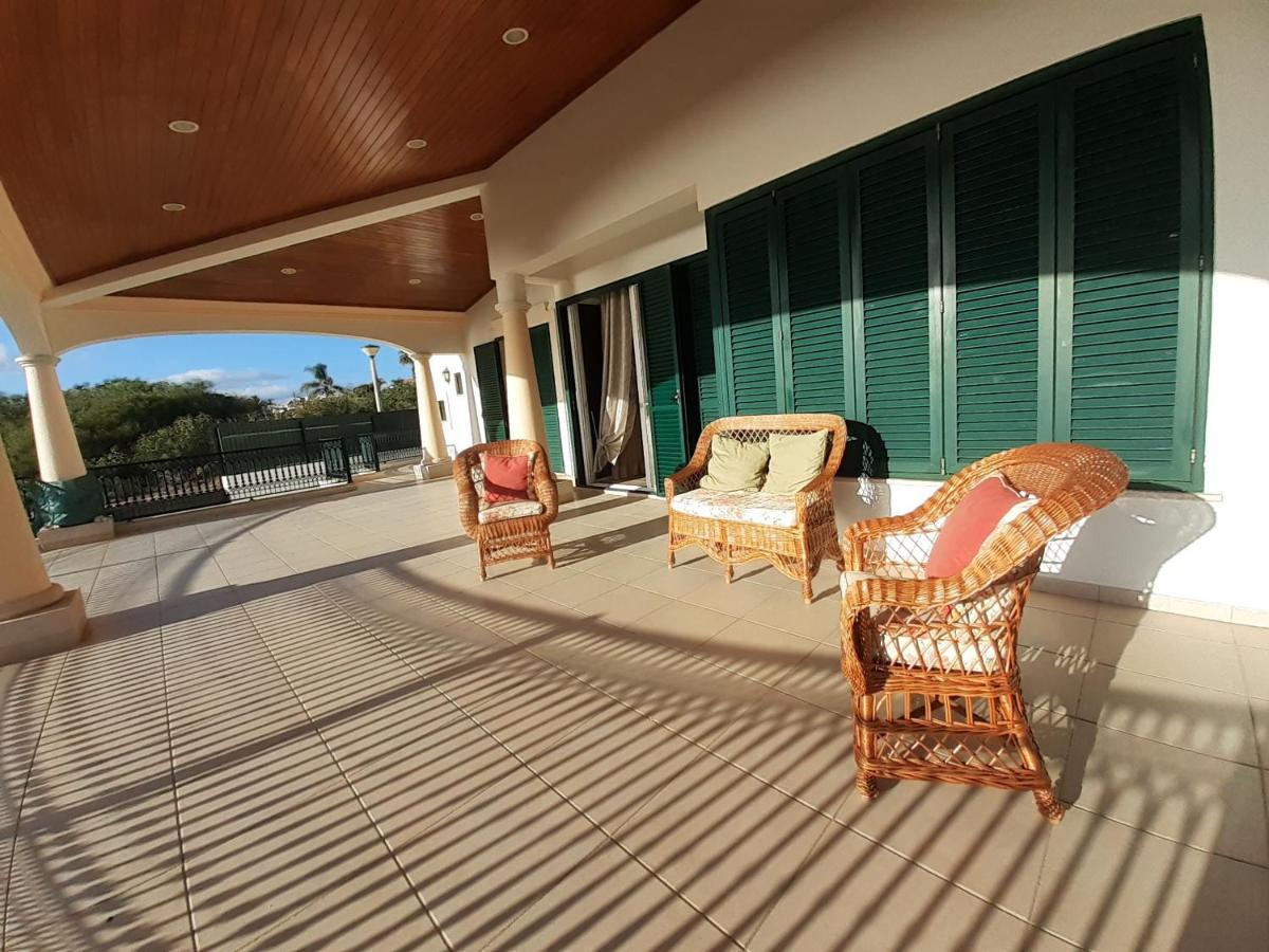 Gale 3 Storey Villa Really On The Beach Villa *