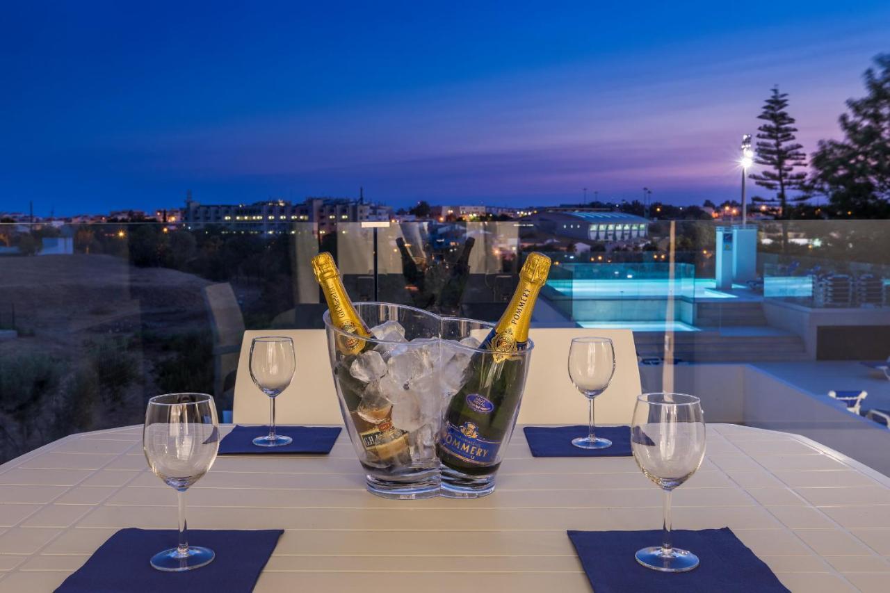 Correeira Luxury Apartment *