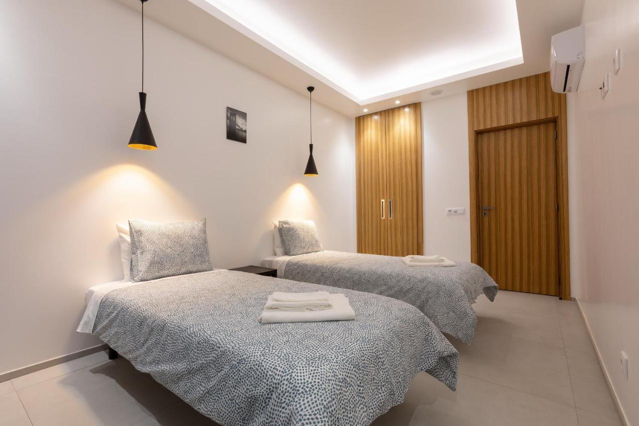 Correeira Luxury Apartment *