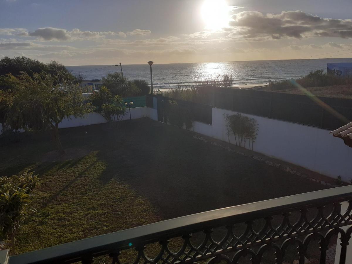 Gale 3 Storey Villa Really On The Beach Villa *