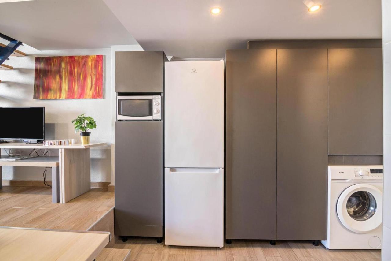 Poeta House By Sunnyway *