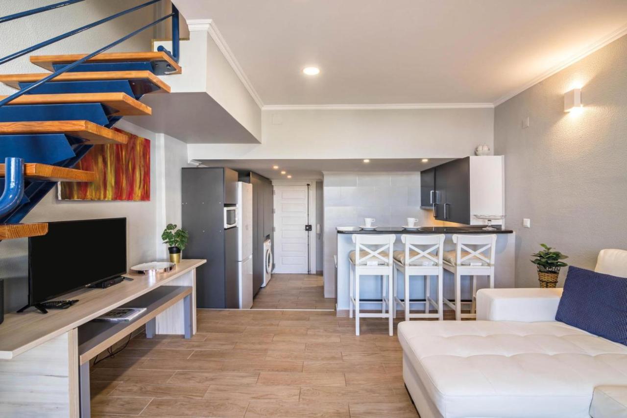 Poeta House By Sunnyway