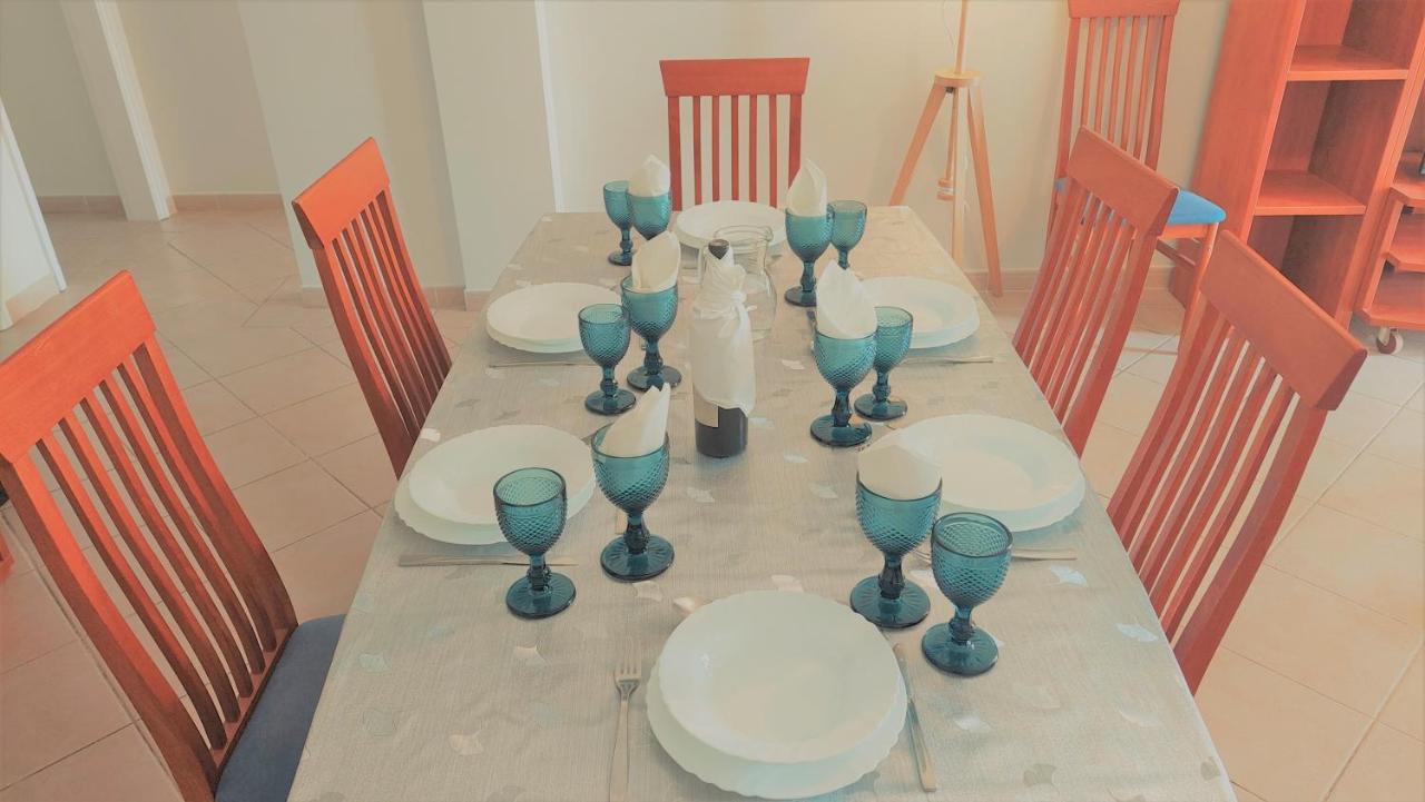 Oura Beachside Retreat: Pool, Wi-fi & Location * Albufeira