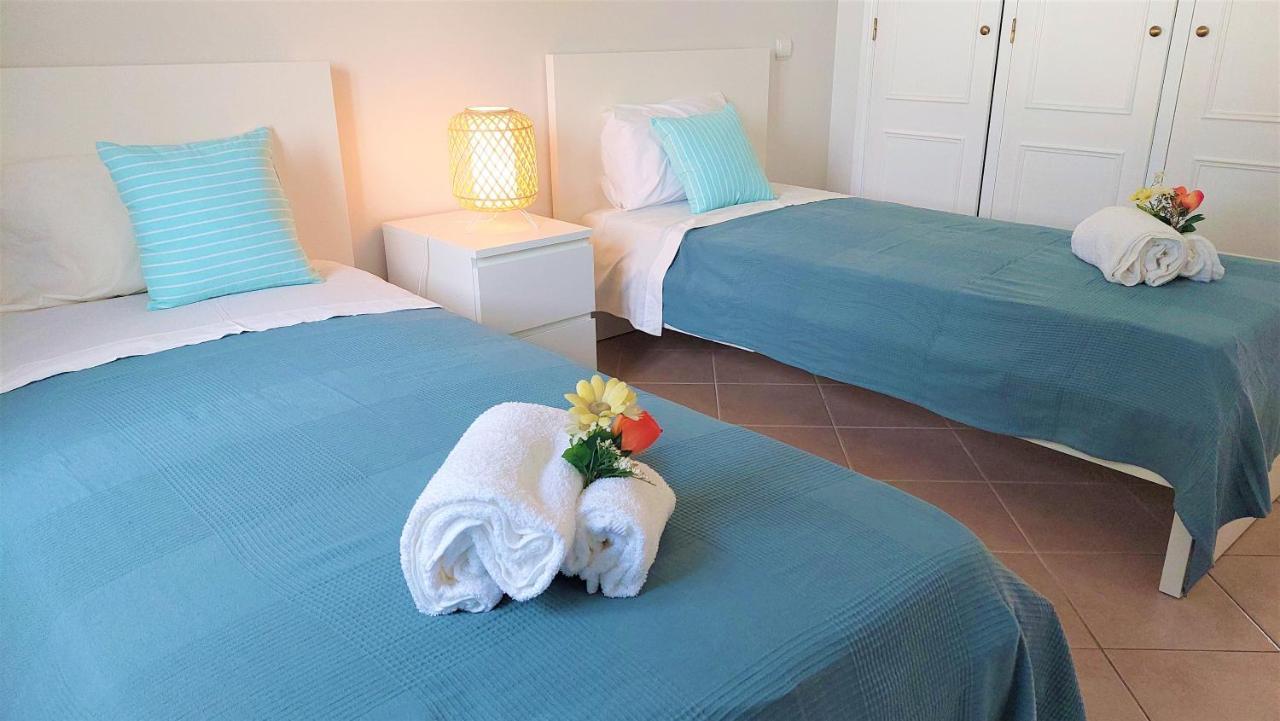 Oura Beachside Retreat: Pool, Wi-fi & Location * Albufeira