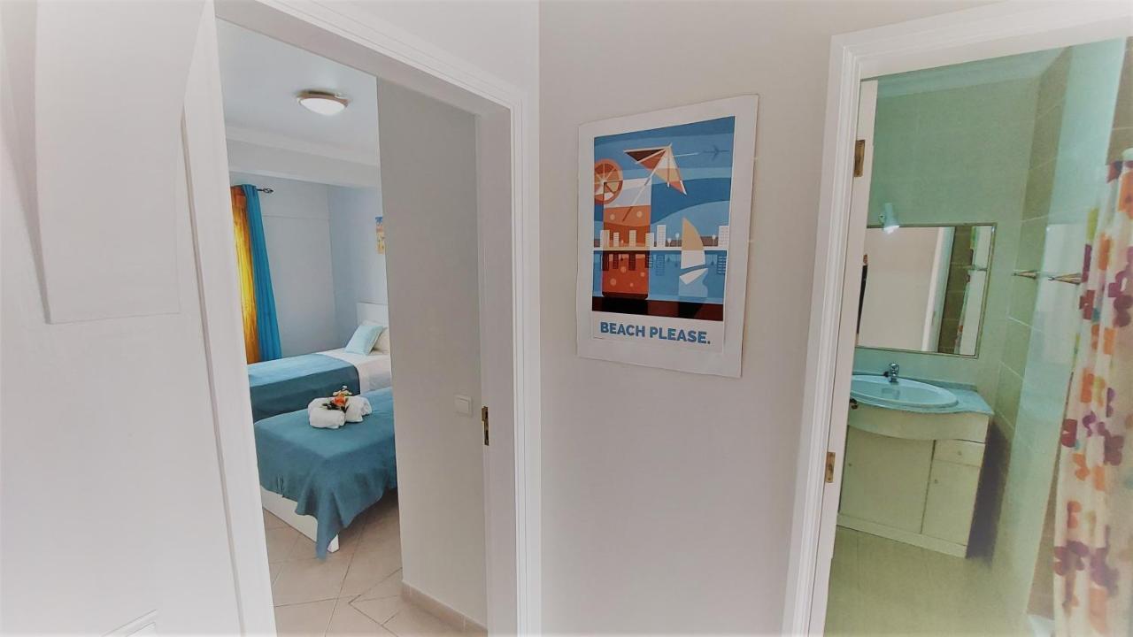 Apartment Oura Beachside Retreat: Pool, Wi-fi & Location
