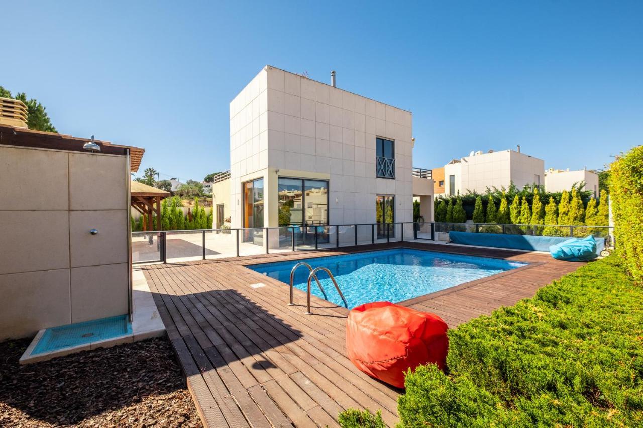 #076 Stunning&modern Near Newtown, Pool Ferienhaus