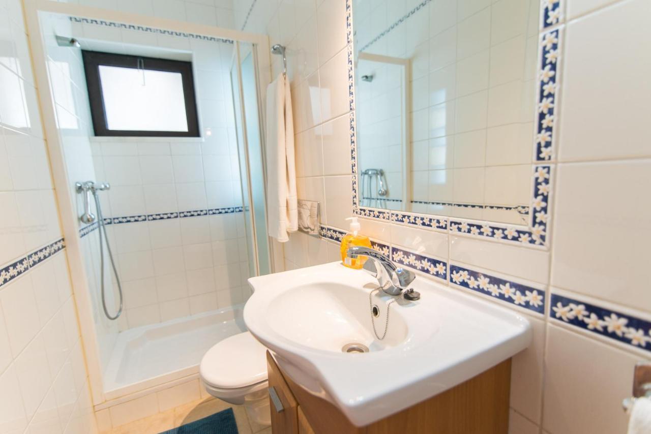 Sea Views, Private Pool, Ac, Wifi, Casa Feliz * Albufeira
