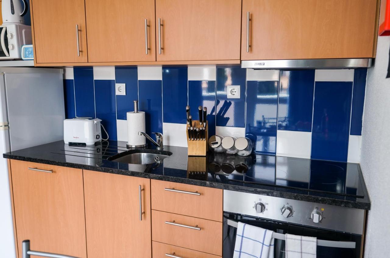 Apartamento Bay View W/pool 3-min Walk To The