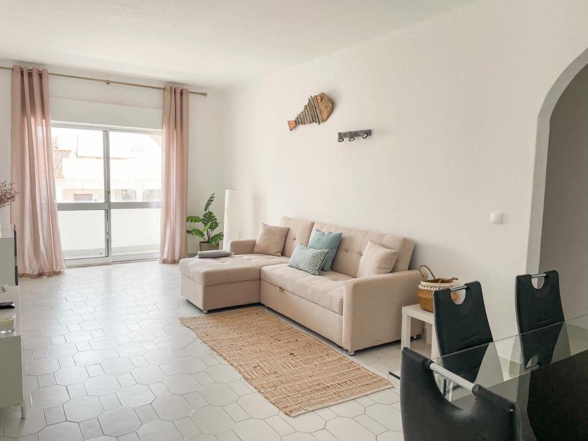 Apartment Sunny House *