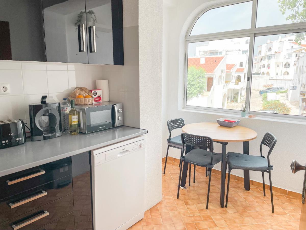 Sunny House Apartment