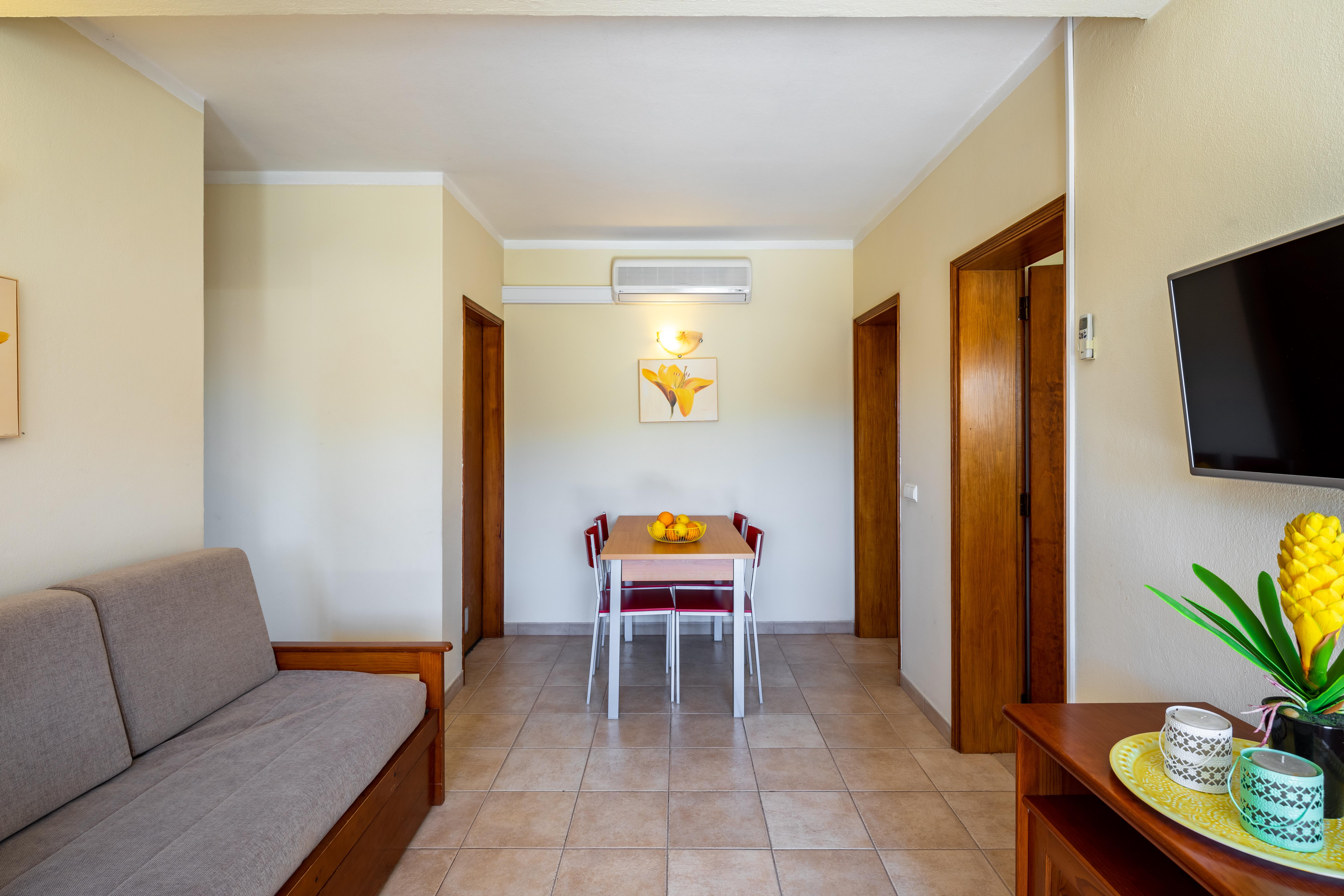 Flor Da Laranja, Apartment *