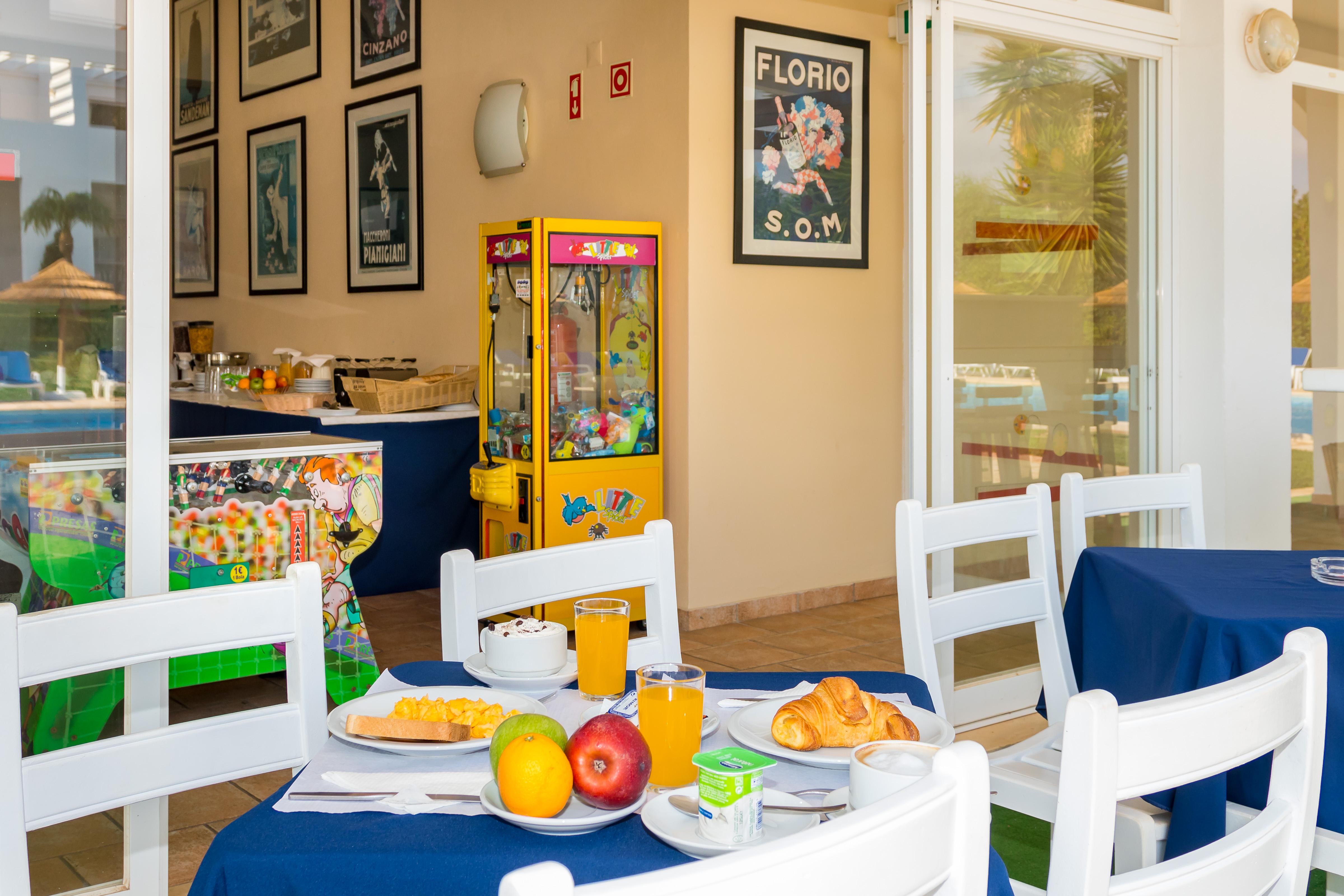 Pateo Village 3*