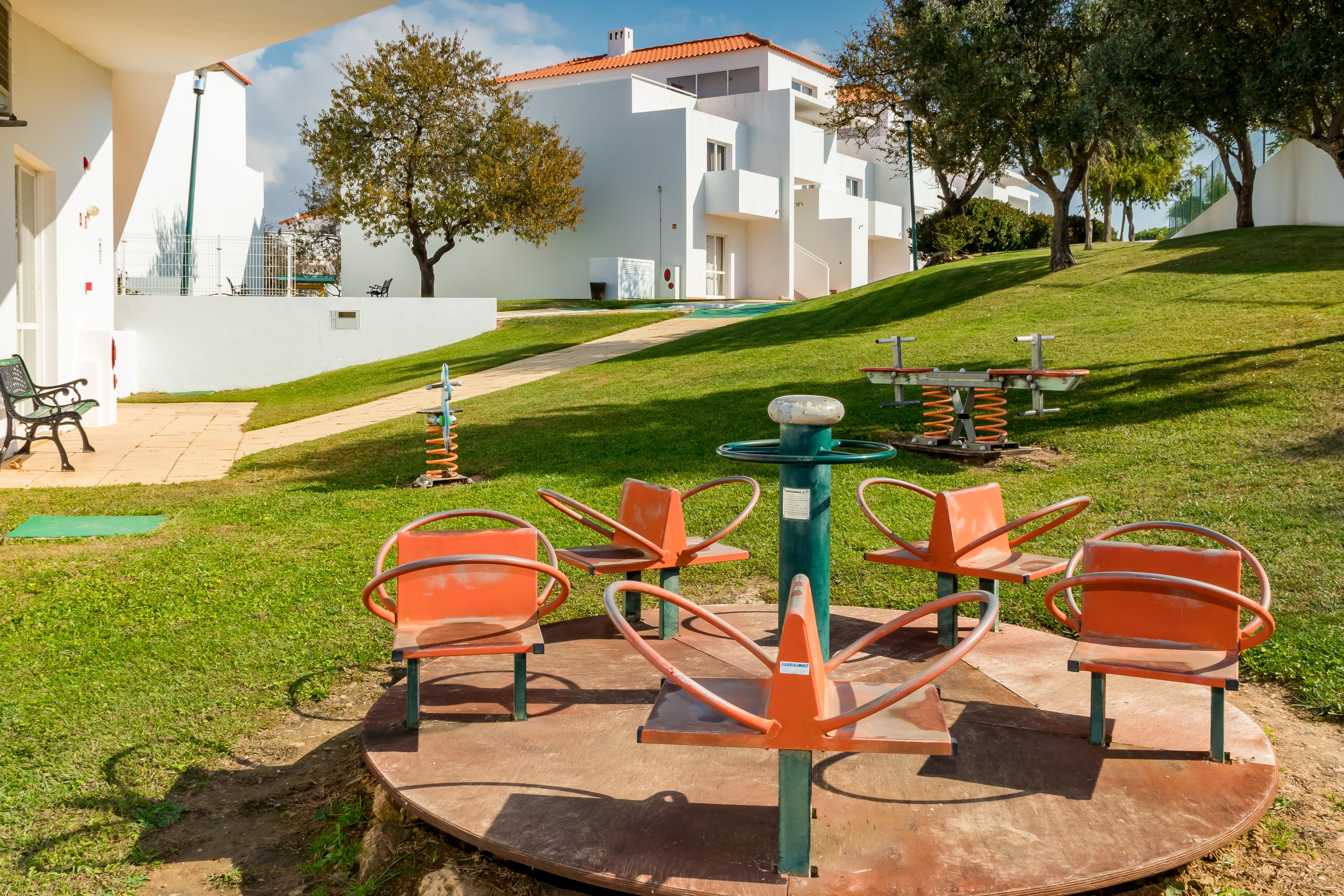 Aparthotel Pateo Village 3*