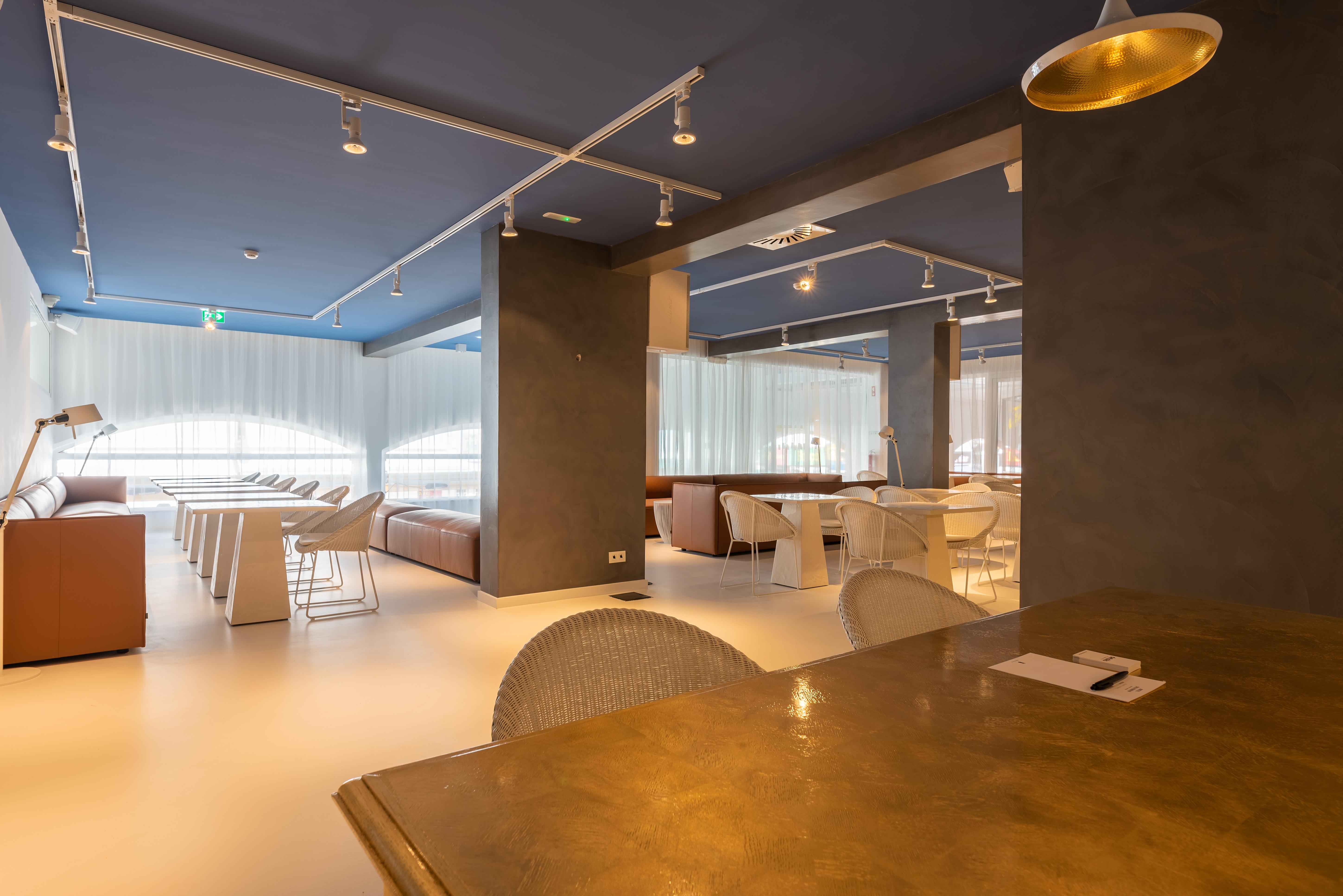 California Urban Hotel 3*
