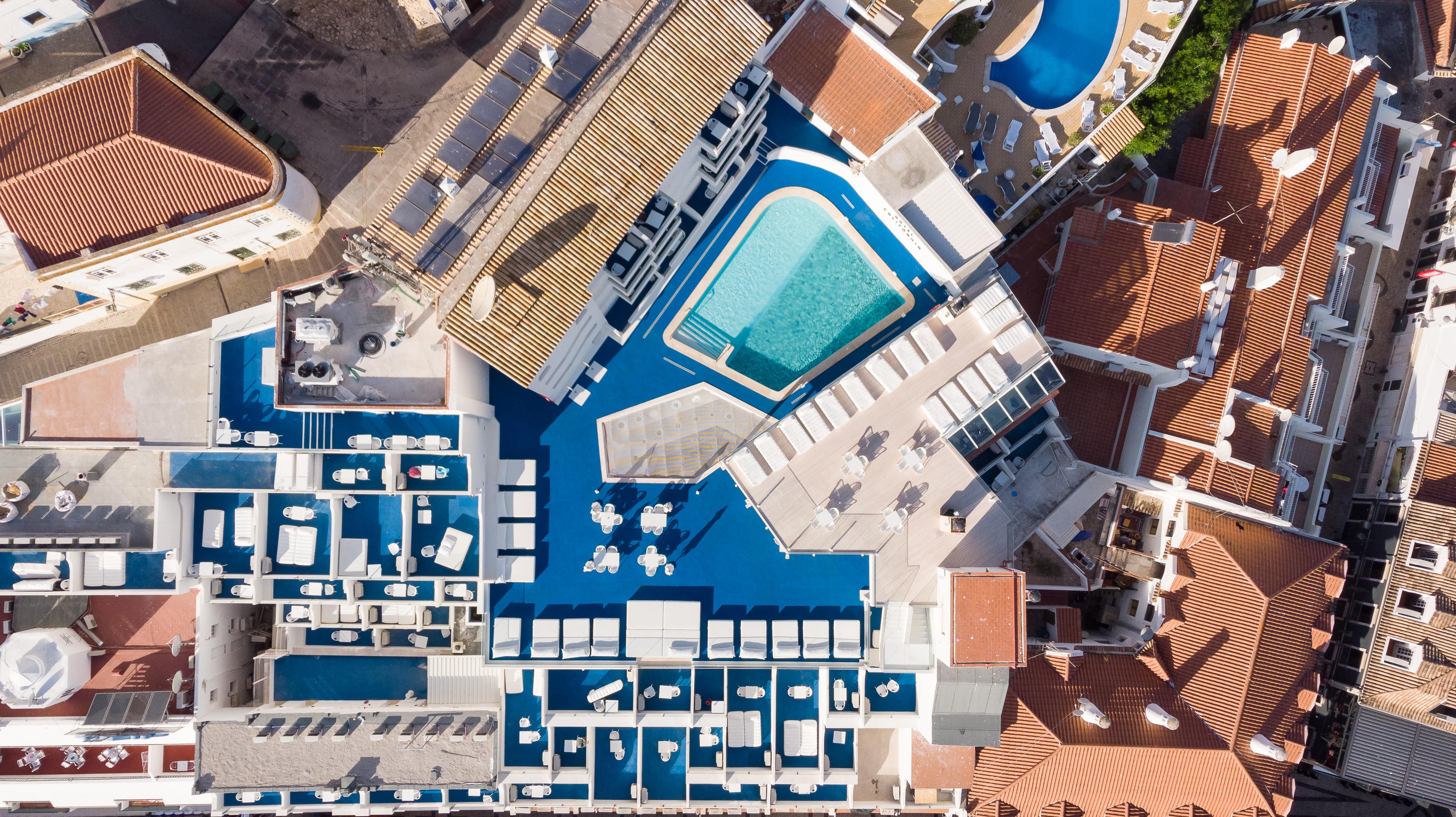 California Urban Hotel 3*