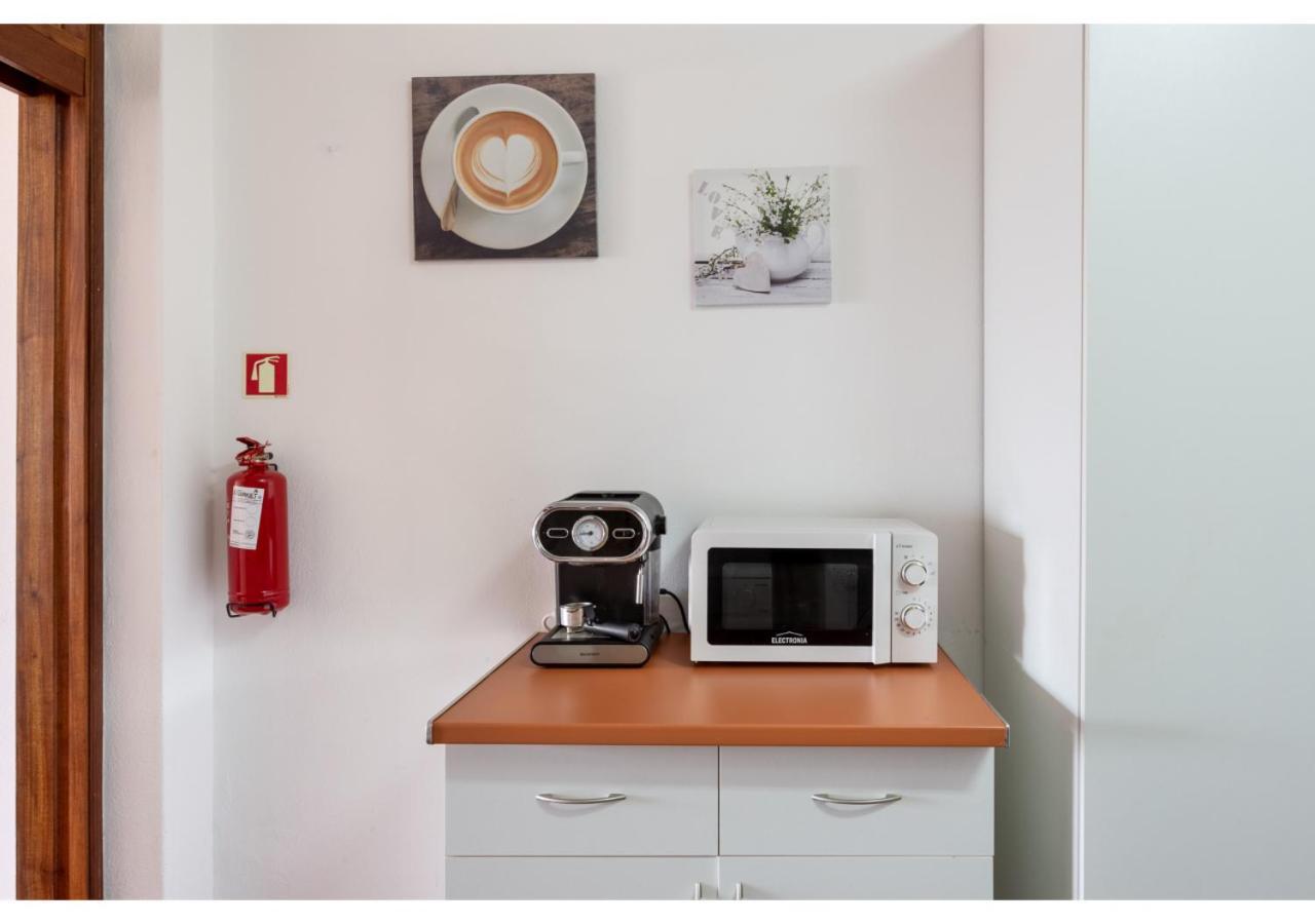 Joivy Adorable Flat With Balcony Apartment