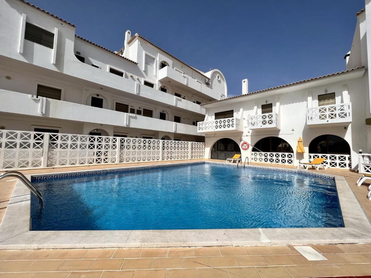 Apartment 3 With Pool By Homing *