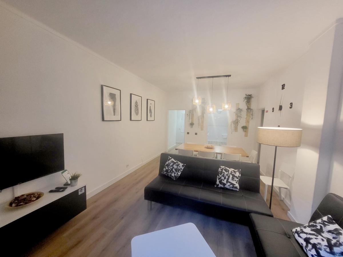 Old Town T3 With Balcony * Albufeira