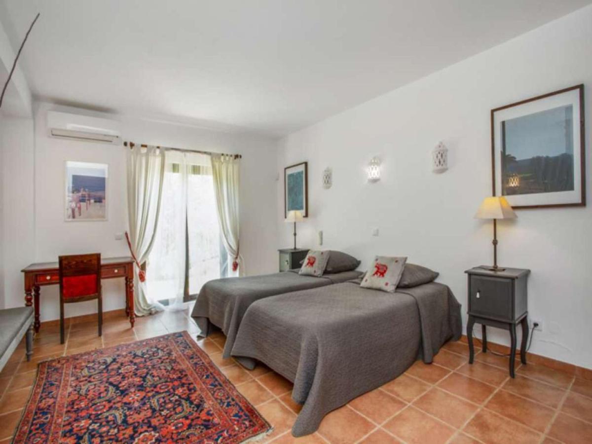 Pilar Algarve Albufeira Villa