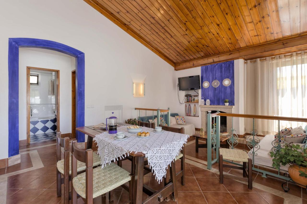 Jacaranda Villa *