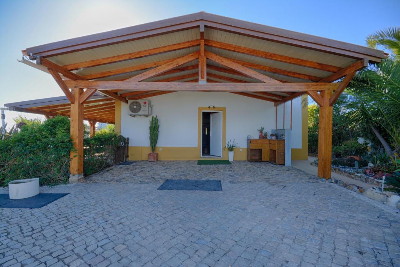 Prestige For - Moradia Com Piscina, Jardim E Estacionamento Paderne /albufeira